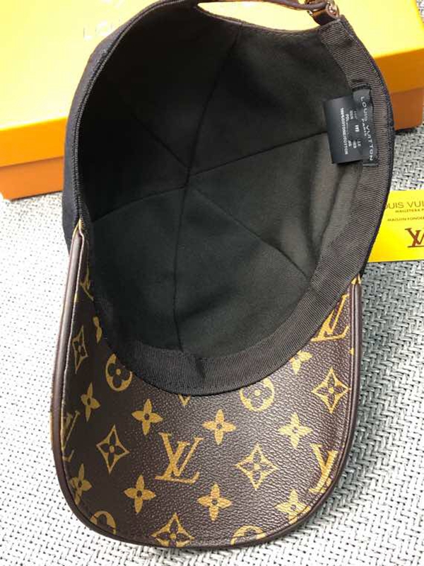 ブランド帽子側面デザイン